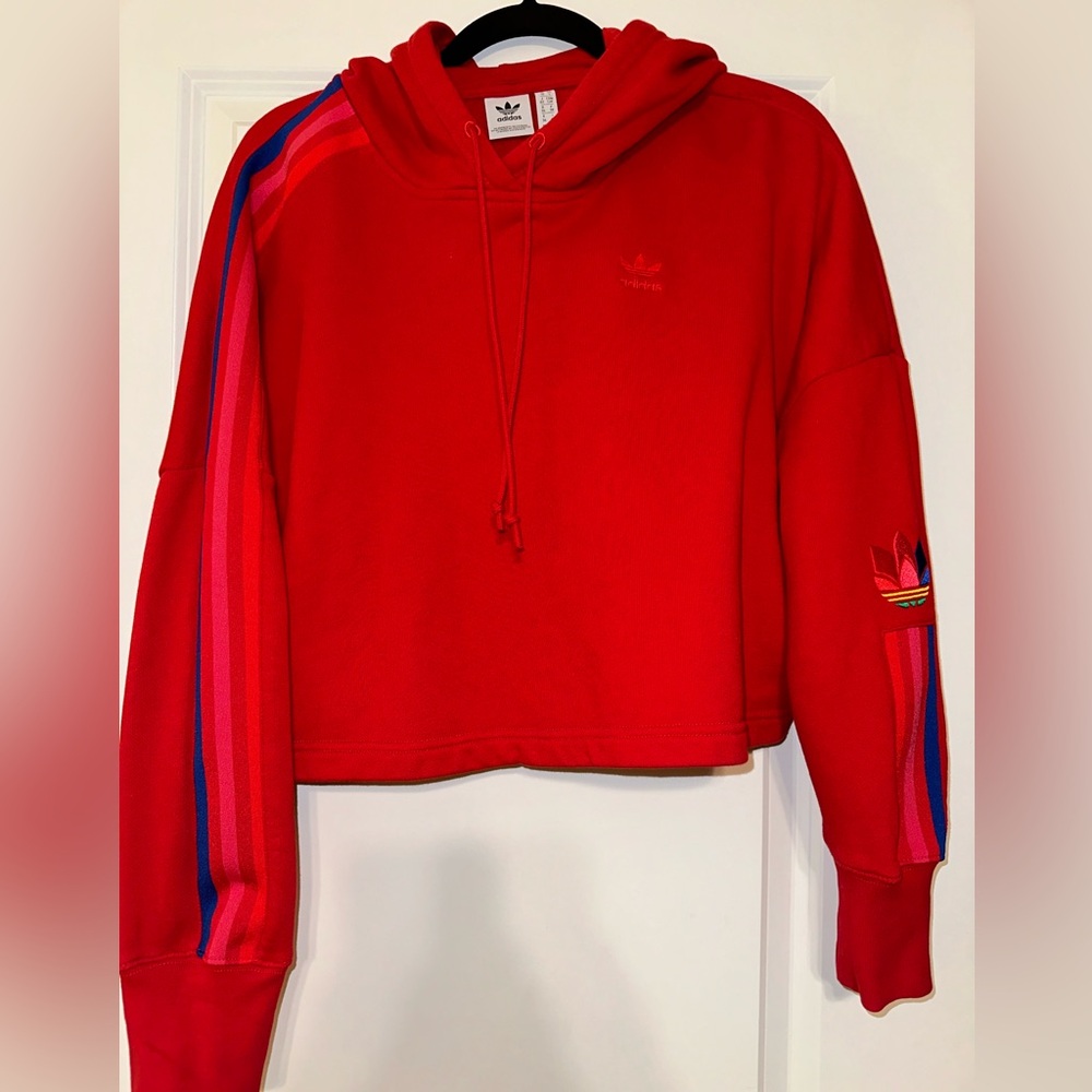 adidas Originals Women’s Adicolor 3D Trefoil Cropped Hoodie